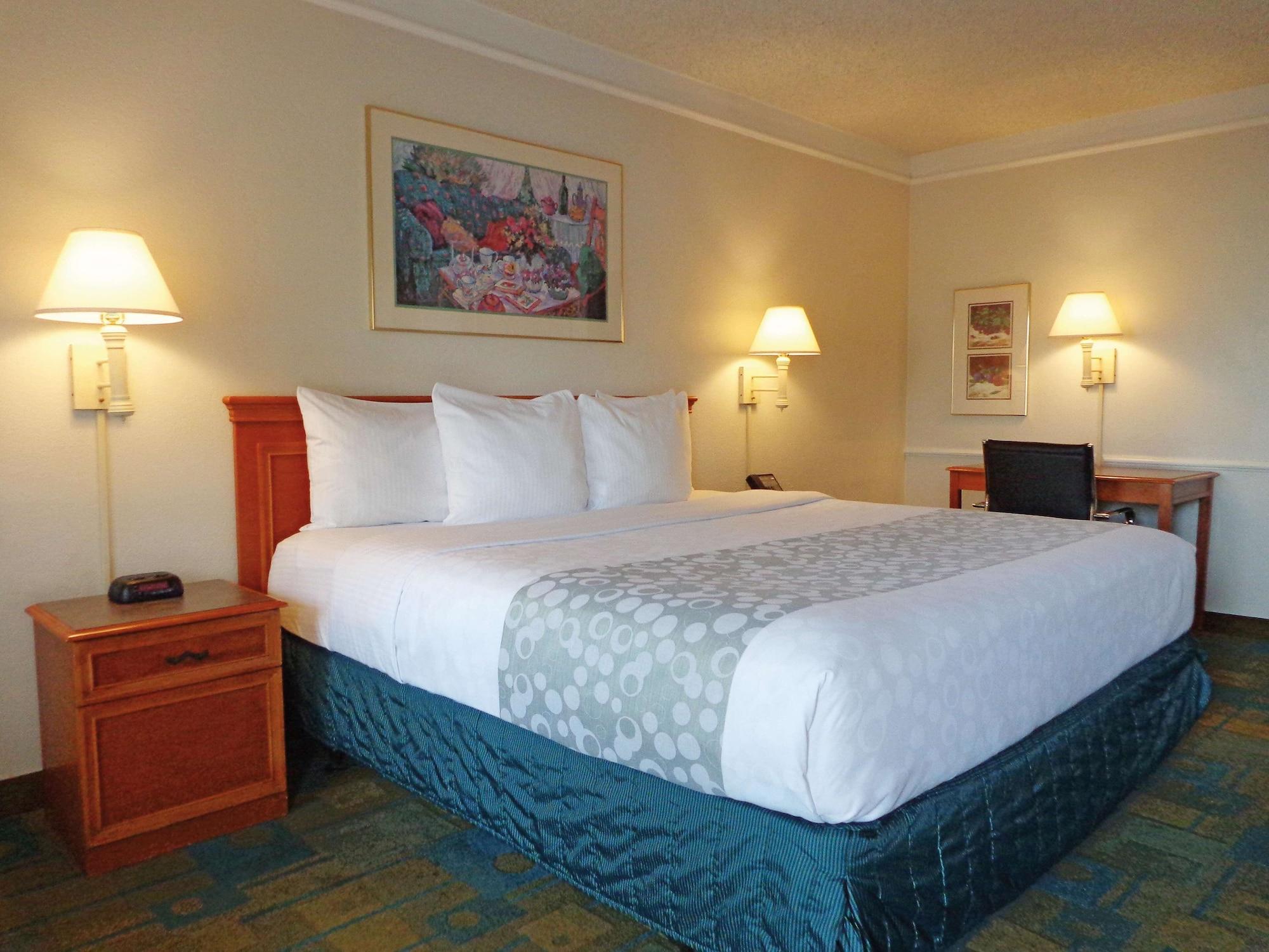Hotel 6 Phoenix, Az Midtown